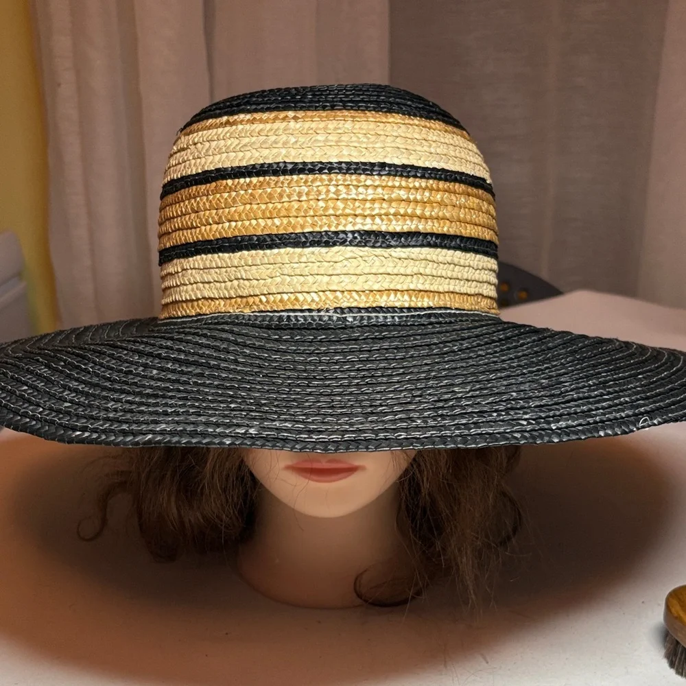 Unbranded Black and Tan Natural Straw Wide Brimmed Sun Hat One Size